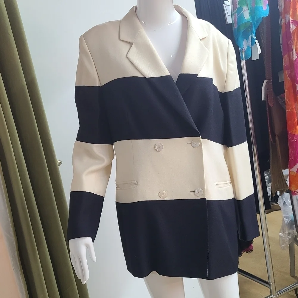 Escada Jacket - Picture 1 of 15